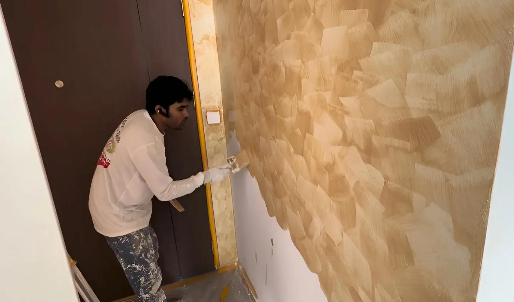 Interior Lime Wash Painting: Transform Your Living Spaces